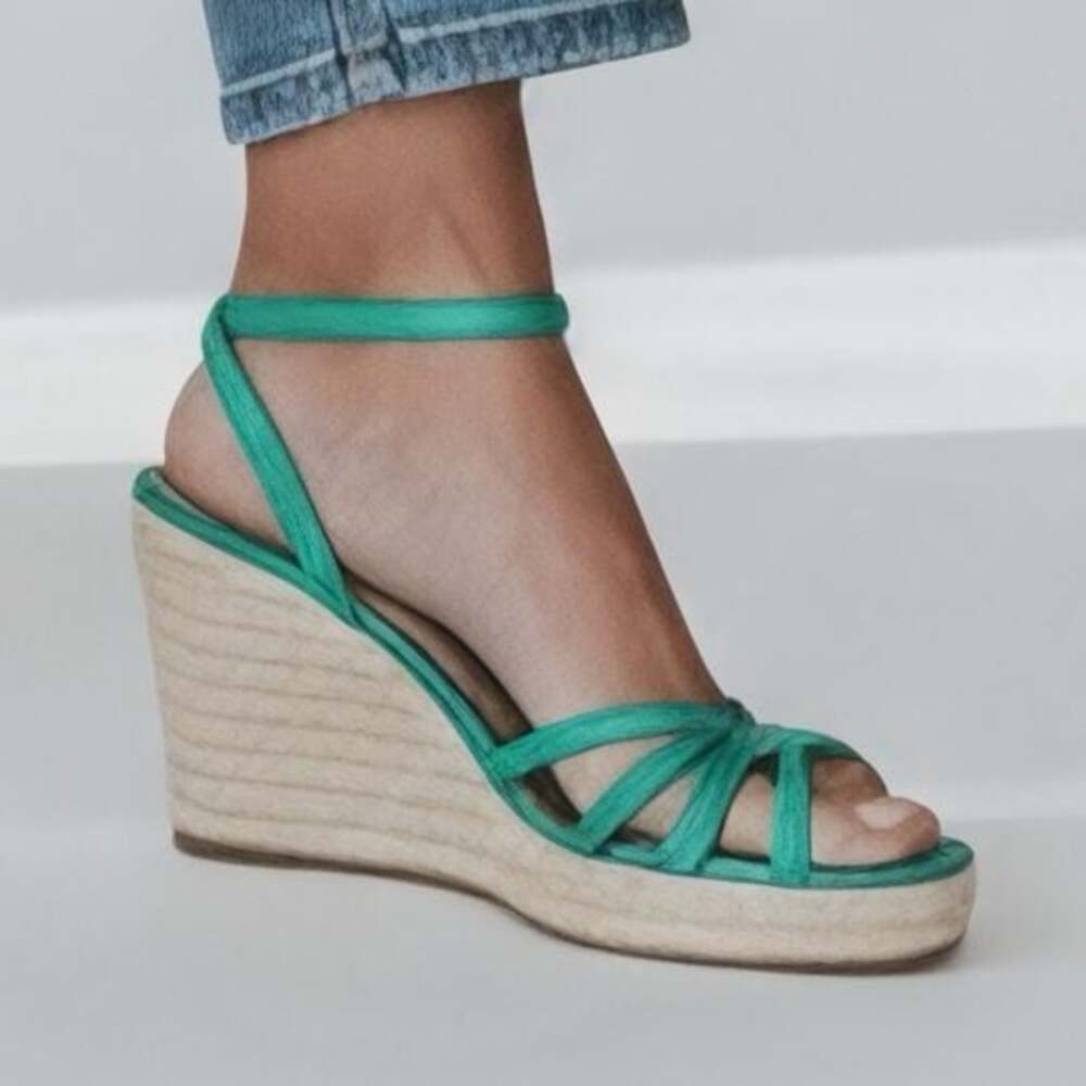 New Madison by ShoeDazzle Green Espadrille Ankle Strap Wedge Sandals Size 9